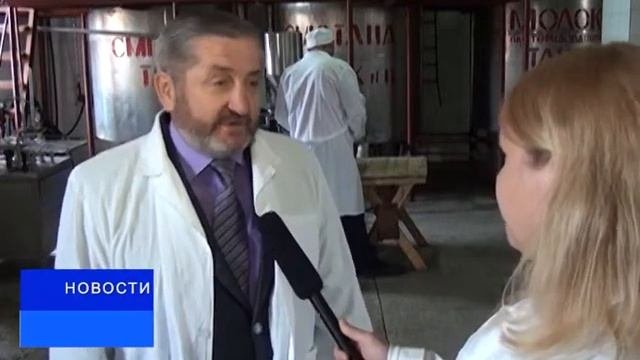Минсельхоз РФ отметил работников Сальского молзавода Сергея Губского и Наталью Билоус