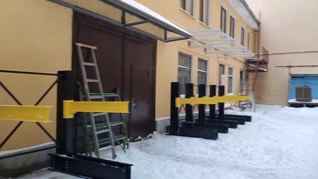 Консольные стеллажи Тяжёлой серии с доп козырьком от осадков смотреть онлайн