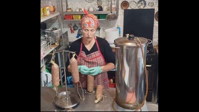 НАША МИНИ МИЛАЯ КОРОВКА ЛЮБИТ ГАДИТЬ  КОЗАМ