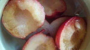 Пряное сливовое варенье с грецкими орехами