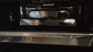 Вид внутри электрический духовой шкаф Gorenje BOS6737E06B