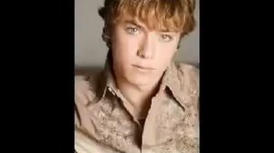 Jeremy Sumpter (X sempre- Finley)