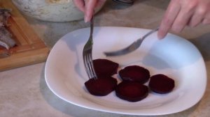 Сельдь на шубе. Вкуснейшая закуска без возни!