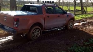 Ford Ranger Wildtrak 2014 Mud Test (factory default tires)