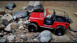 Axial scx10 JEEP Wrangler JK катаем по реке 25.07.2021