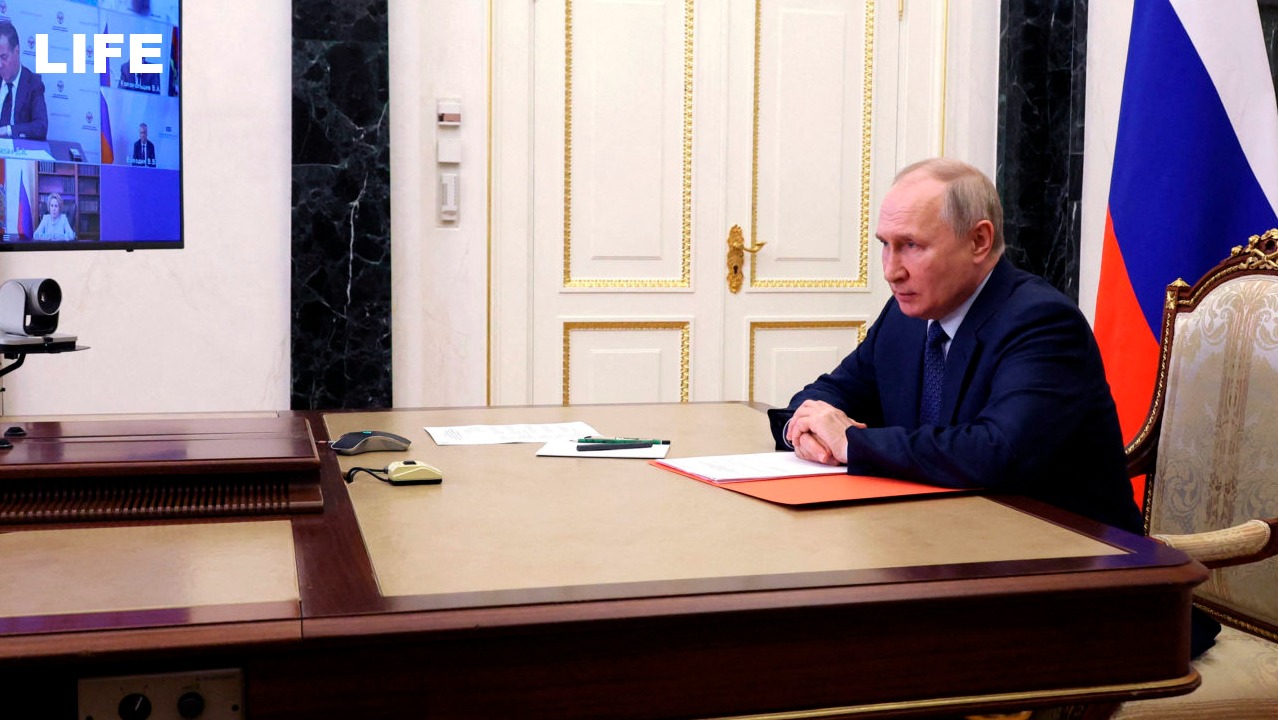 Путин проводит совещание с правительством 