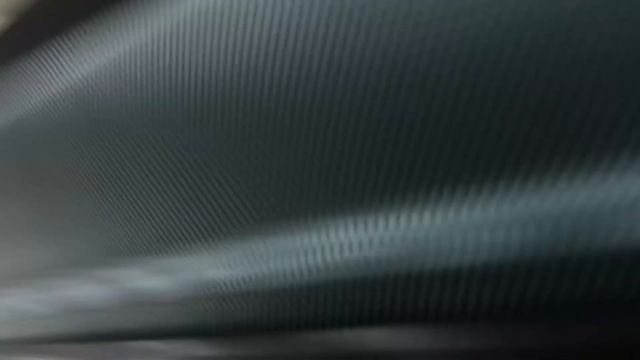 Чемодан на колёсах (маленький) смотреть онлайн