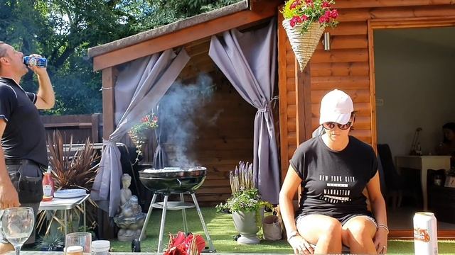 390. В ГОСТЯХ У АНГЛИЙСКОЙ НЕВЕСТКИ. ИЛИ КАК СДЕЛАТЬ МАНИКЮР..