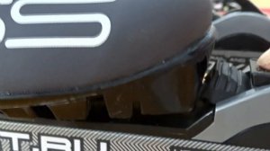 Как пристегнуть ботинки к лыжам (автомат)/❗это видео устаревшее! ссылка на  новое видео в описании?