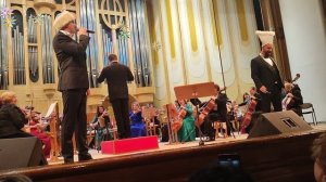 Тенор VS Баритон. Самарская Филармония. 28.12.22.
Нет дед Мороз. 
Иван Ожогин и Дмитрий Янковский.