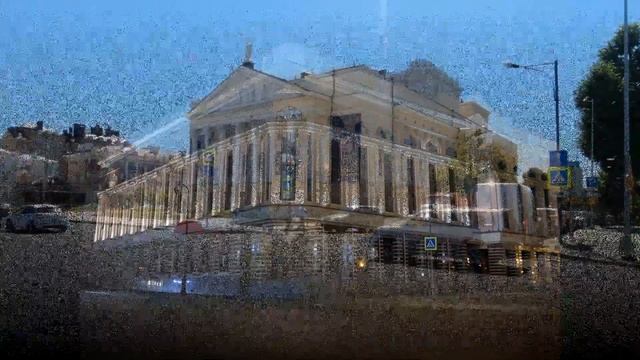 Достопримечательности Казани. Зачем нужны 2 комплекта фото ДЕНЬ/НОЧЬ.