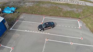 2  Параллельная парковка задним ходом