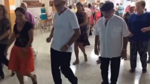 Baila Morena ( Kizomba ) Baile en Linea // Line Dance // Ballo di Gruppo // Choreo