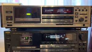 Teac V-970X & Aiwa Excelia XK-009