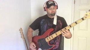 Fender Squire Jazz Bass Review and Sound Sample
