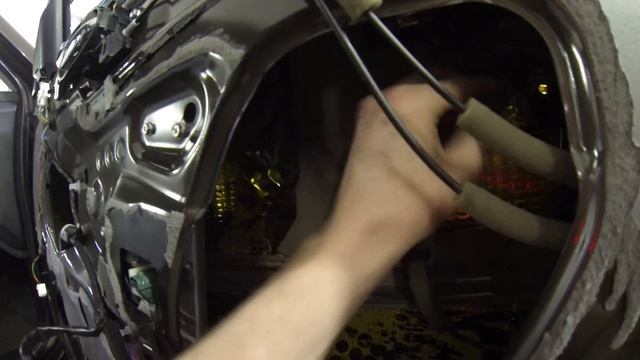 Переделка шумоизоляции дверей Nissan X-Trail после официального дилера смотреть онлайн