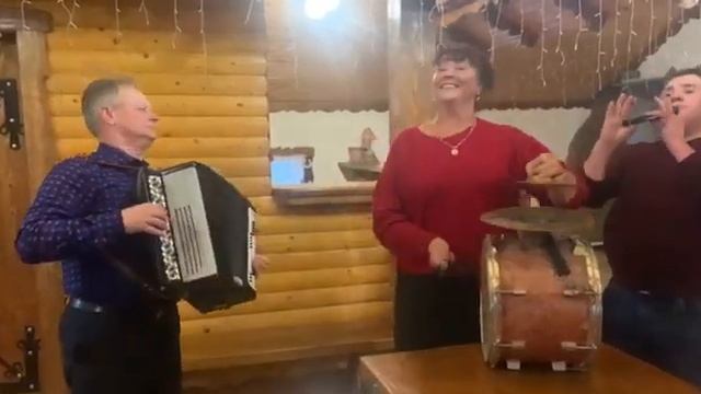 Наталя Фаліон (Лісапетний батальйон) - Наталка в барабан товче