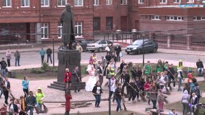 Флэшмоб "Все на субботник!"