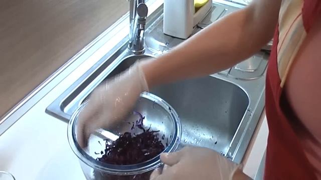 Салат из красной капусты видео рецепт. Книга о вкусной и здоровой пище