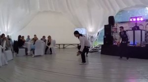 брейк данс на свадьбе от Инсейн Шоу