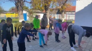 Зарядка – разминка «В здоровом теле – здоровый дух!» , педагог д/ о/МБУ ДО Вторникова Н.С.