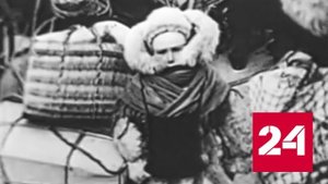 Память о блокаде. Тысячи людей несут цветы на Пискаревское кладбище - Россия 24 