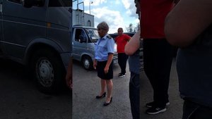 Беспредел сотрудников .В Аэропорт ту Шереметьево сотрудники нагло выписывают штрафы