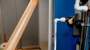 Ультрафиолетовая лампа для водоподготовки. Чистка стекла. Замена лампы.