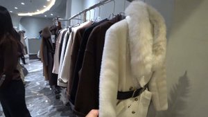 оптовый рынок женской одежды в Гуанчжоу Китай, рынок брендовой копии одежды