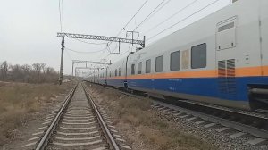 Скорый поезд Тальго номер 42 Атырау Алматы2 на участке Шымкент Манкент