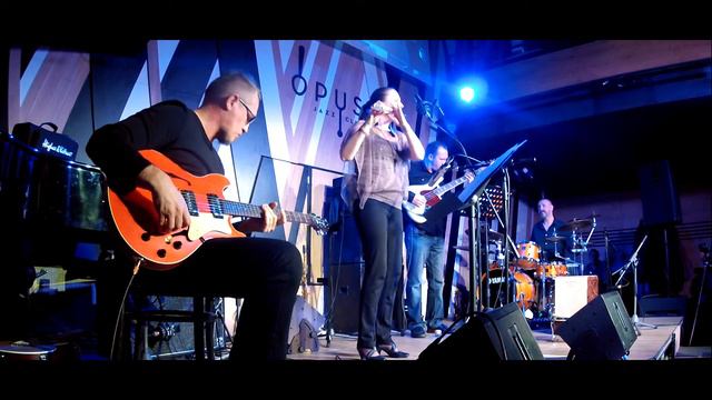 Trans-formation - Lámpás keringő смотреть онлайн