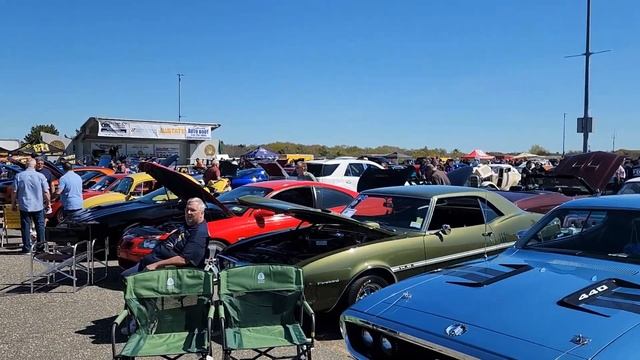 Tobay beach car show 2023 / long Island New York biggest car show смотреть онлайн