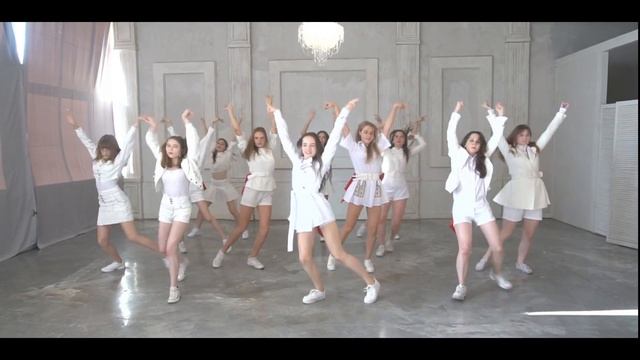 IZ*ONE (아이즈원) - La Vie en Rose (라비앙로즈) MAMA ver | DANCE COVER by EDEN from Russia смотреть онлайн