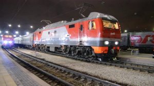 Поезда на станции Екатеринбург-Пасс