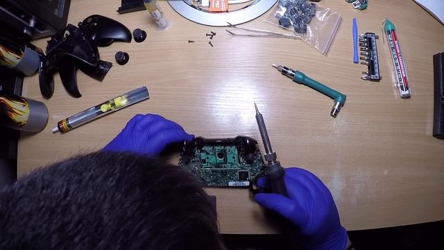 Паяем стики на геймпаде Xbox One смотреть онлайн