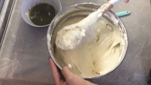 Шифоновый бисквитмаковый бисквитвлажный бисквитбисквит со сливочным маслом