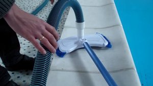 Щетка для пылесоса донная с боковой щетиной серии Classic #poolsonia