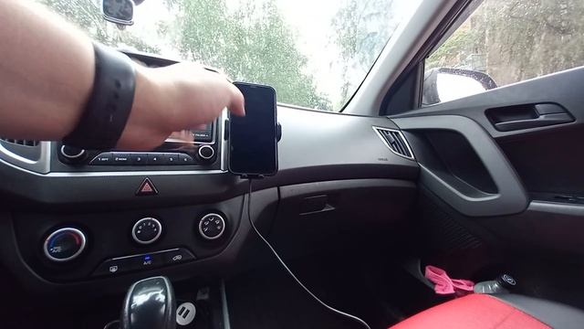 Автоматический автомобильный держатель Mivo MZ-18 c беспроводной зарядкой смотреть онлайн