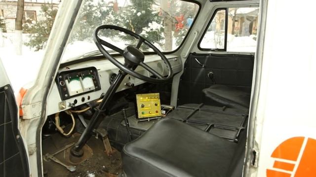 Уникальный УАЗ-ЭЛЕКТРО забытый электромобиль из СССР смотреть онлайн