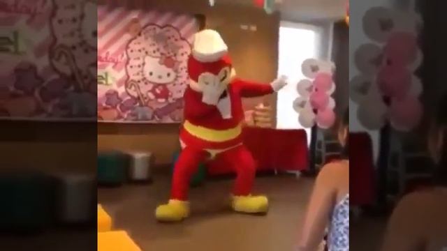 Нетипичная Махачкала пчелка танцует смотреть онлайн