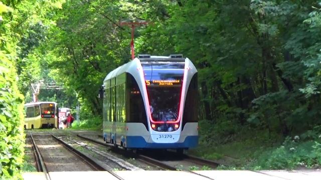 Трамваи серии 71-931М "Витязь-Москва" в лесной глубинке парка Сокольники смотреть онлайн