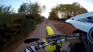 Suzuki RM 85 Stunts | Wheelies