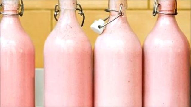 ПОЧЕМУ молоко белое? Как из зеленой травы получается белое молоко? смотреть онлайн