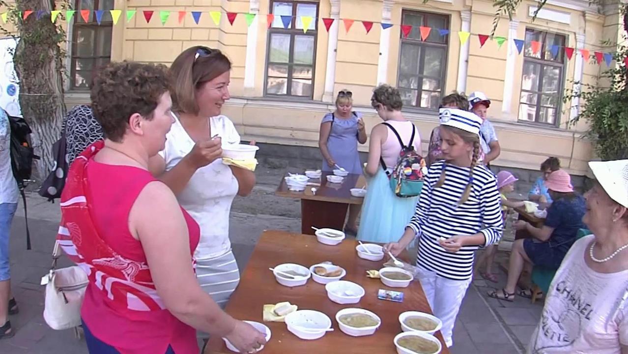 В Феодосии проходит масштабный гастрономический фестиваль "Барабулька - 2019"