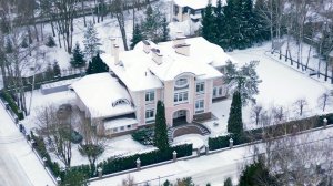 Большой дом 1000м2 с крытым бассейном в КП Спутник