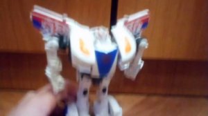 Обзор на фигурку по сериалу Трансформеры Прайм Смоукскрин