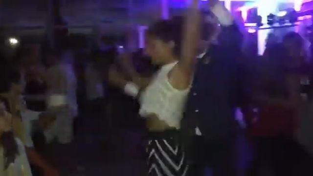 Social bachata with Dorin смотреть онлайн