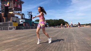 danc gerl 2.05 2 Brothers on the 4th floor - Dreams