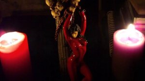 ДУХИ.  ВЕДЬМИНА ИЗБА. ИНГА ХОСРОЕВА.