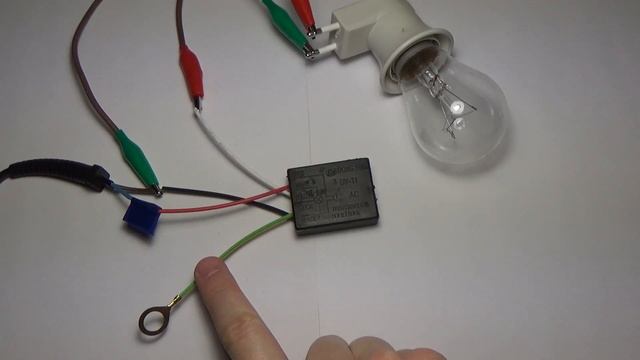 Сенсорный выключатель DY-11 220В 100Вт (3 уровня яркости)